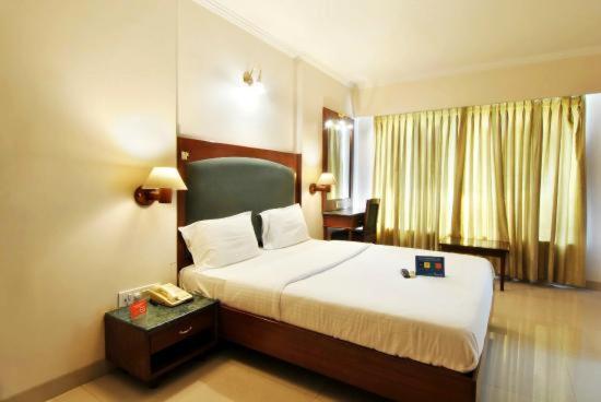 Hotel Lotus Pune Exterior photo
